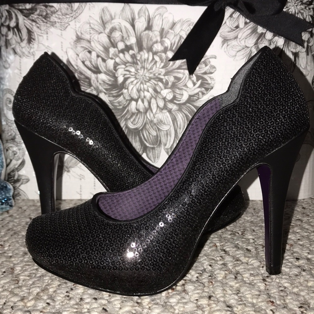 Vigoss Deep Purple Sequin Pumps